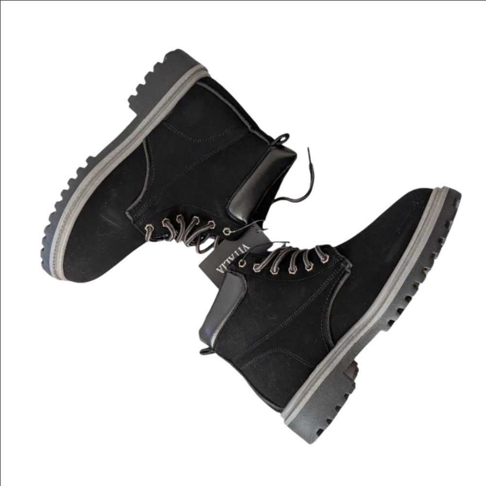 Women's Vitalia Black Lace Up Boots Size 7.5